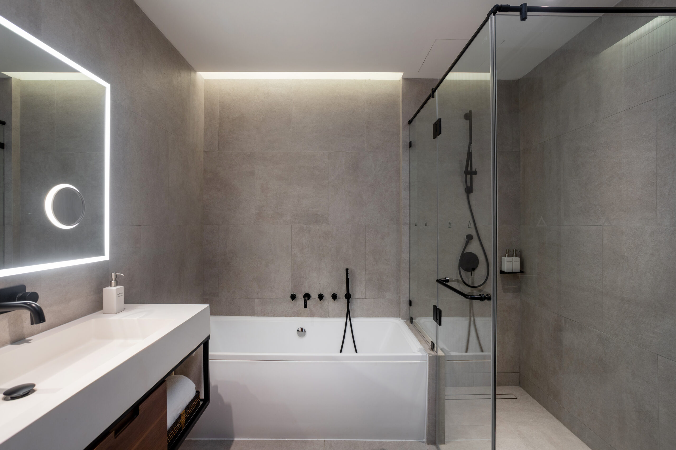 Varana Krabi Bathroom
